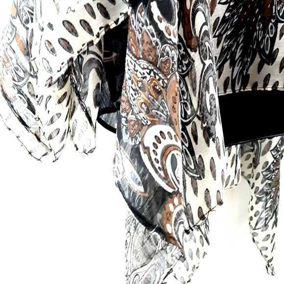 Plus Size 1x Umgee Black and Brown Sheer Vest with Elegant Design - Picture 2 of 12